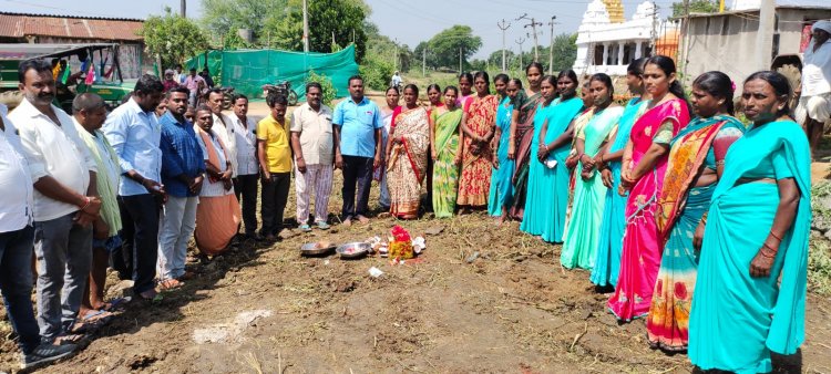 నాగారానికి మహిళ సంఘాల భవనం మంజూరీ